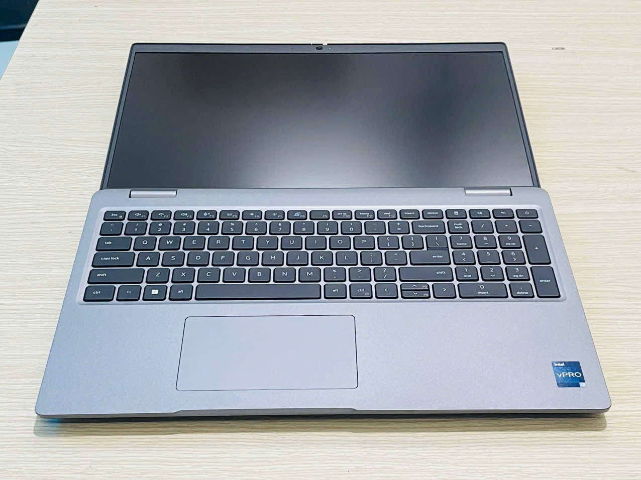 Dell precision 3571 i9 chuyên thiết kế đồ họa